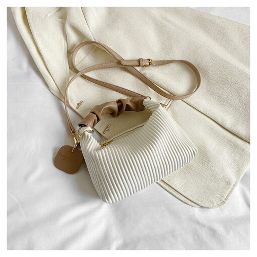 Stylish PU Leather Crossbody Bag for Women - Image 2
