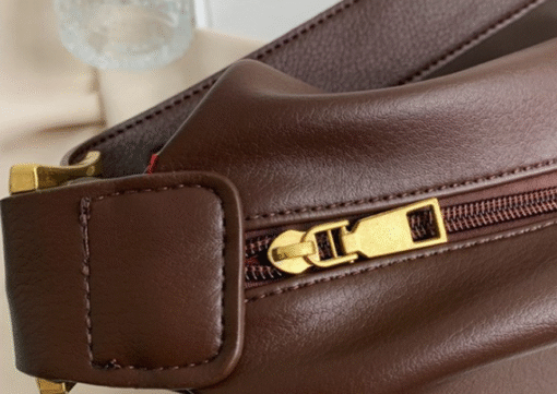 Trendy PU Leather Tote Bag for Women - Image 11