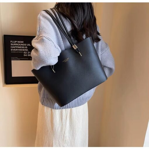 Elegant PU Leather Large Capacity Tote Bag for Women - Image 5