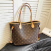 Large Capacity Printed Commuter Tote Bag 2